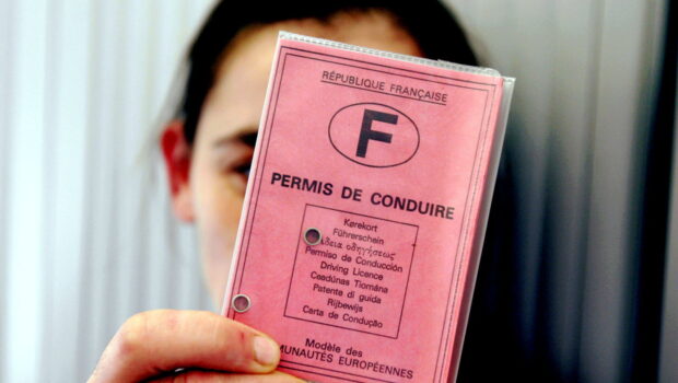 Acheter son permis de conduire français enregistrer en préfecture